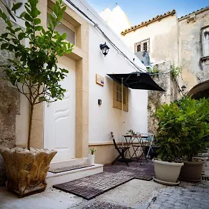  Vakantiehuis La Casetta Del Ronco1 Ortigia Italië
